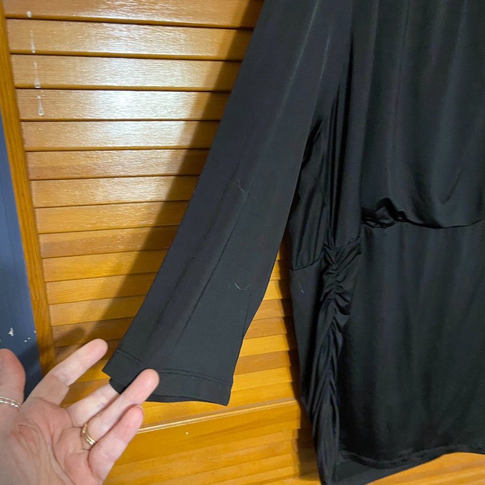 IGIGI “RHONDA” BLACK BLOUSE, SIZE 22/24 - Picture 3 of 8